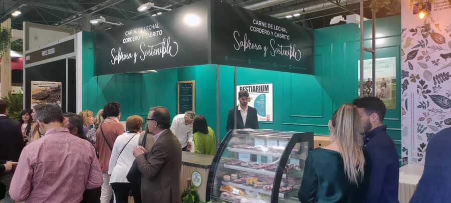 INTEROVIC presenta los nuevos cortes de cordero en el Salón de Gourmets