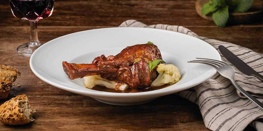 Día del Cordero: celébralo en estos restaurantes donde es el plato estrella